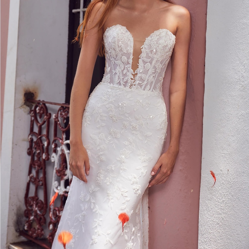 Strapless Wedding Dress - Open to Offers